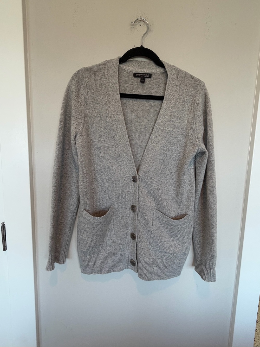 Banana Republic Women's Heather Gray V-Neck Cashmere Blend Cardigan